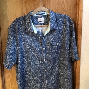 Tommy bahama button down
